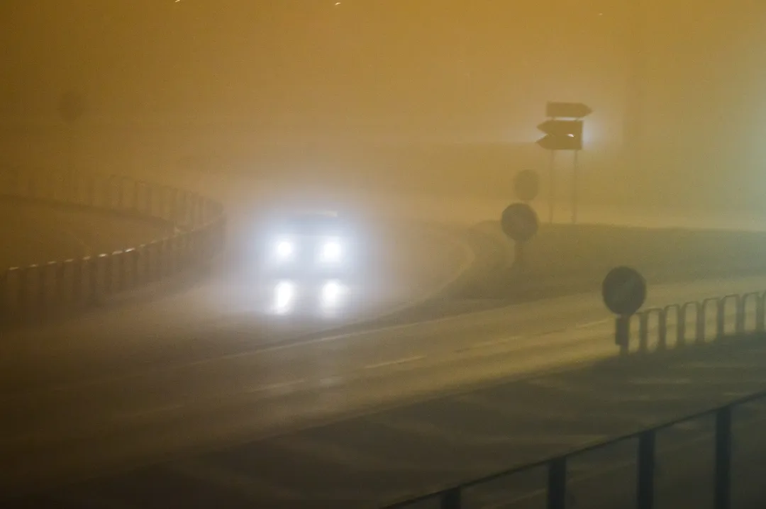 秋天自驾遇到团雾？老司机已经偷偷装了英睿车载热成像夜视仪